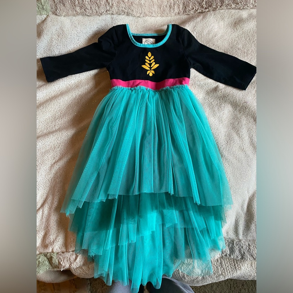 Taylor Joelle dress